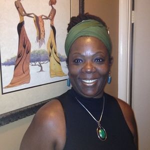 Meet your Posher, Angela